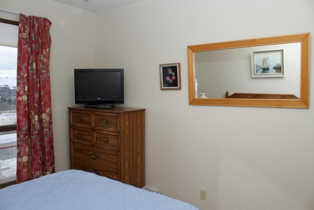 Cozy Nest Bed & Breakfast YYC 객실 사진